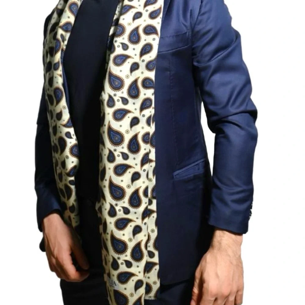 MALJA 100% Dandy Beige Wool Paisley Unisex Scarf. One size. 70